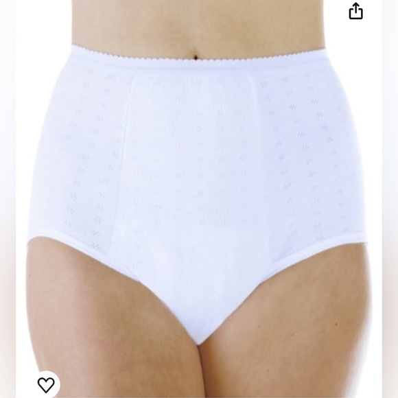 Wearever Maximum Absorbency Incontinence Panty for Bladder Control - Picture 2 of 6